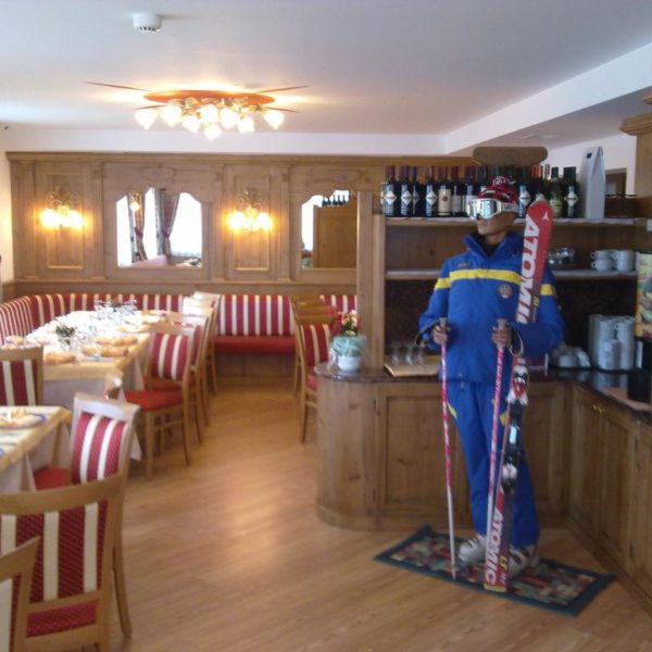 Hotel Negritella, Italy, School Ski Trips