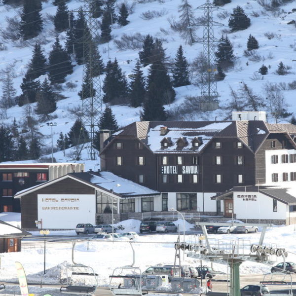Hotel Savoia Exterior, Claviere, Italy School Ski trips